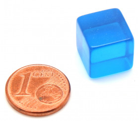 Cube 12 mm bleu plastique translucide coloré