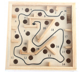 mini labyrinthe en bois 11.5 x 11.5 cm
