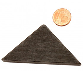Triangle rectangle isocèle noir 67 x 47 x 8 mm en bois