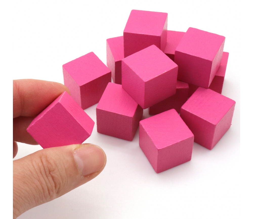 12 Cubes en bois roses de 2 cm. Dimensions 20 x 20 x 20 mm pour jeux