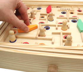 Grand labyrinthe en bois, un jeu de précision et d'adresse pour tous