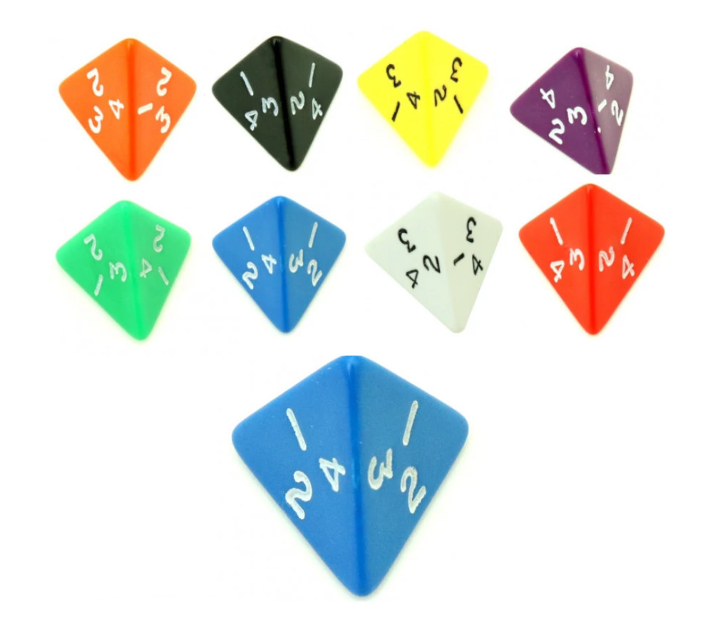 Dé 4 faces pyramide 1 à 4 opaque ( couleur mise au hasard)