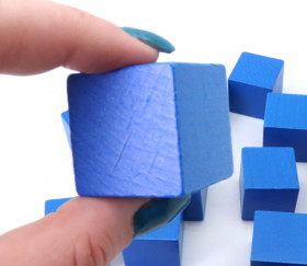 Cube en bois 3 cm bleu pour jeu 30 x 30 x 30 mm