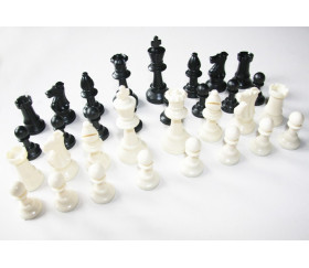 Pièces d'échecs jeu en plastique 77 mm