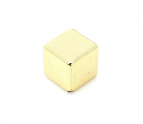 Cube en plastique doré 1 cm3