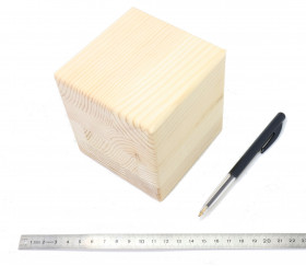 Cube 10 cm3 en bois brut