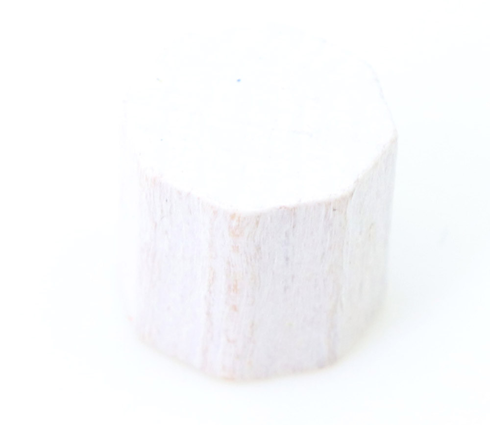 Mini octogones 10x10 mm en bois coloré pour jeu blanc