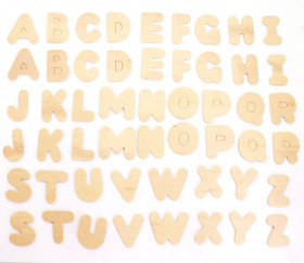 lettres de l'alphabet en bois