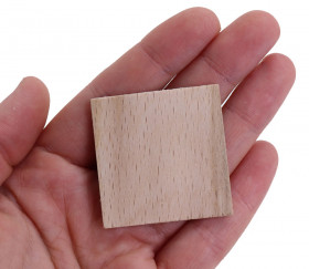 carré en bois taille main