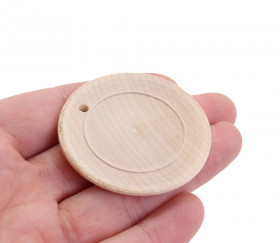 assiette miniature en bois naturel