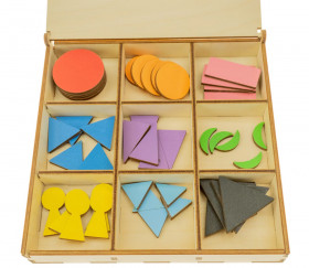 Symboles grammaire bois Montessori avec boîte