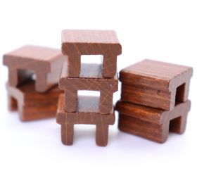 Mini table en bois chêne pour jeu 