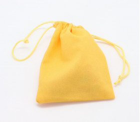 sac pochon jaune en tissu coton