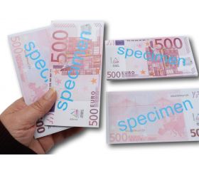 EIGHT4TWO® 100 x 20 € Argent Jouet - Billets de 20 Euros Faux à 125 % Argent  Réel - Faux billets Euros pour Jouer - Fake Money - Billets de jouet n'est