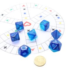 7 dés multi-faces bleu pailleté avec chiffres bleu pour jeu de plateau et de rôles