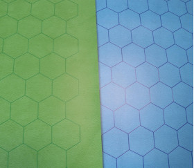Tapis de jeu Megamat hexagone effaçable bleu/vert