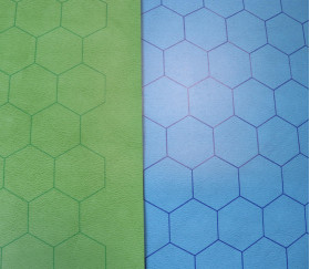 Tapis de jeu Megamat hexagone effaçable bleu/vert