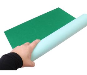 Tapis de cartes vert 40 x 60 cm feutrine dos latex