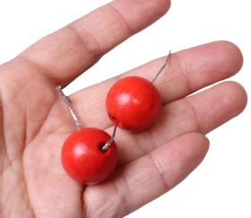 Boule rouge 2 cm percée en bois - perle hêtre trou 4 mm