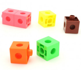 100 pions cubes emboîtables 20 x 20 mm clipsables