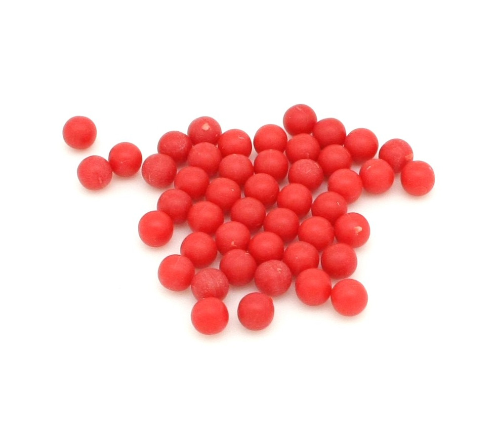100 billes rouges de 7.5 mm de diamètre.