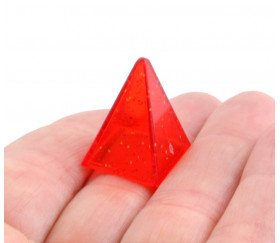 Pions pyramides pailletées rouge 15 x 20 mm de jeu